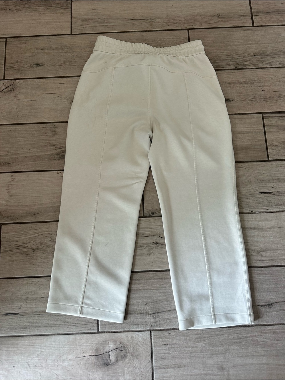 Lulu lemon soft stream Cream Cropped pants